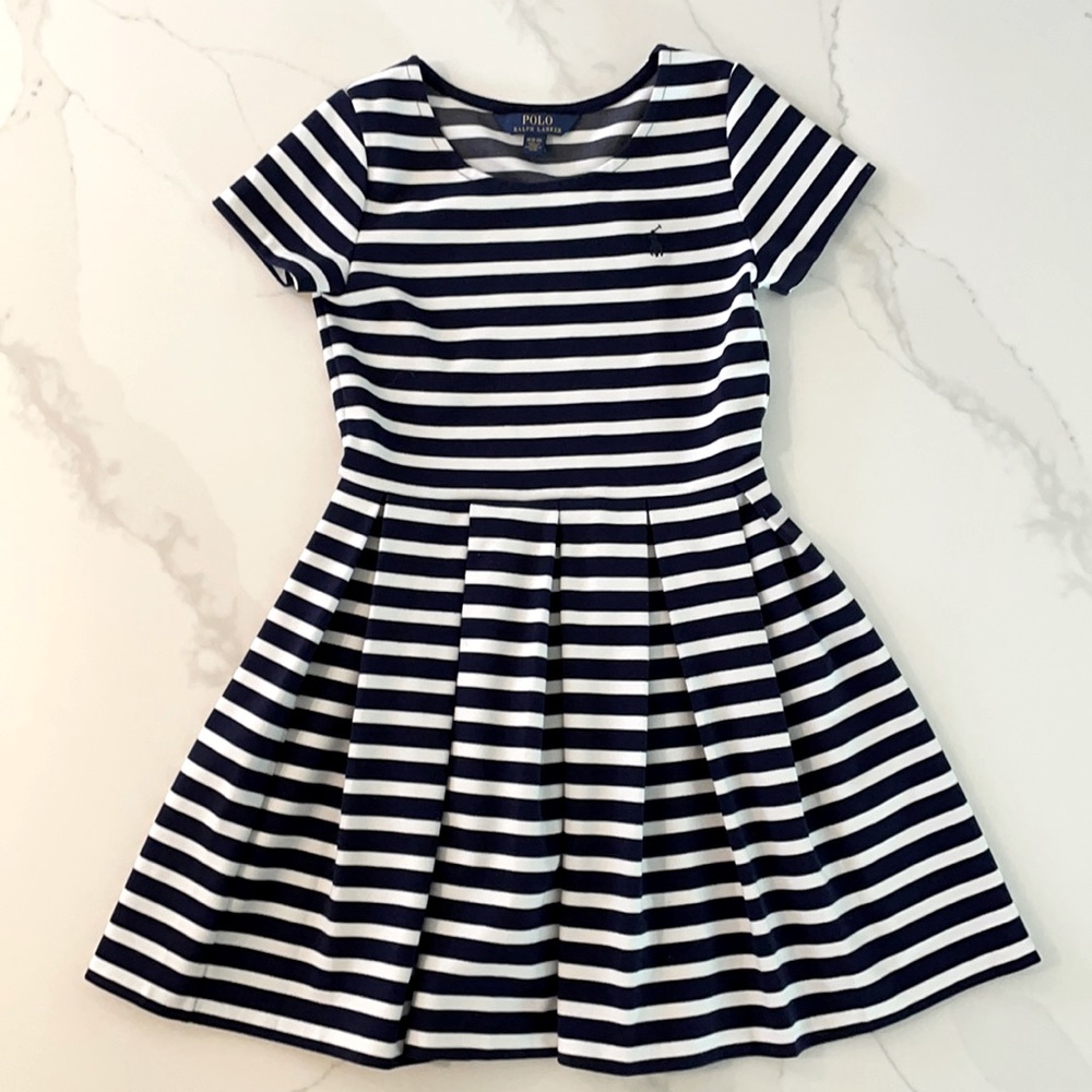 Beautiful dress!